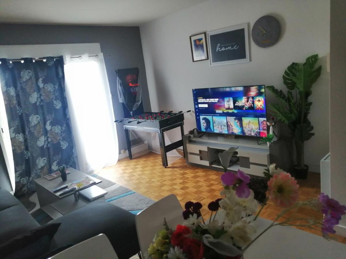 Chambre Dans Appartement A Niort Eksteriør billede