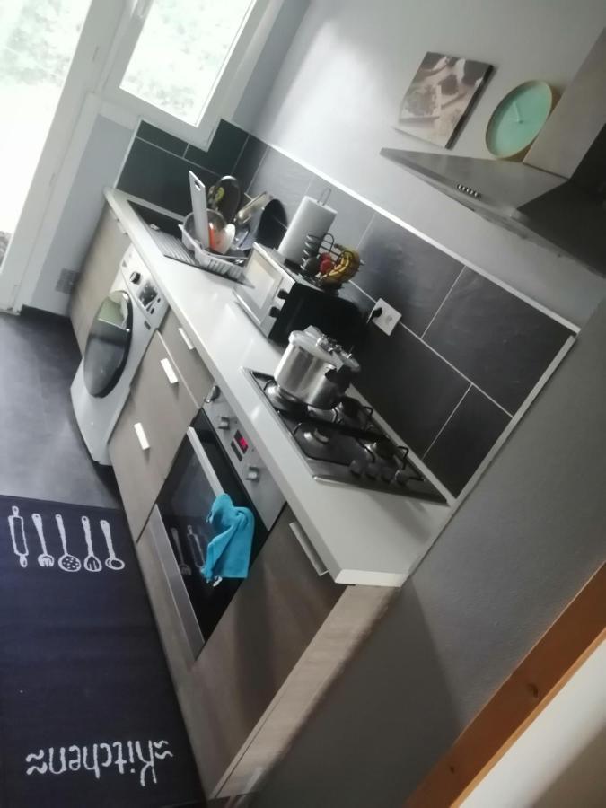 Chambre Dans Appartement A Niort Eksteriør billede